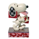 [6010112] Peanuts by Jim Shore - Snoopy Puppy Love 16cm