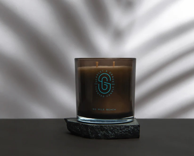 90 Mile Beach 380g Soy Wax Candle - Scarlet & Grace