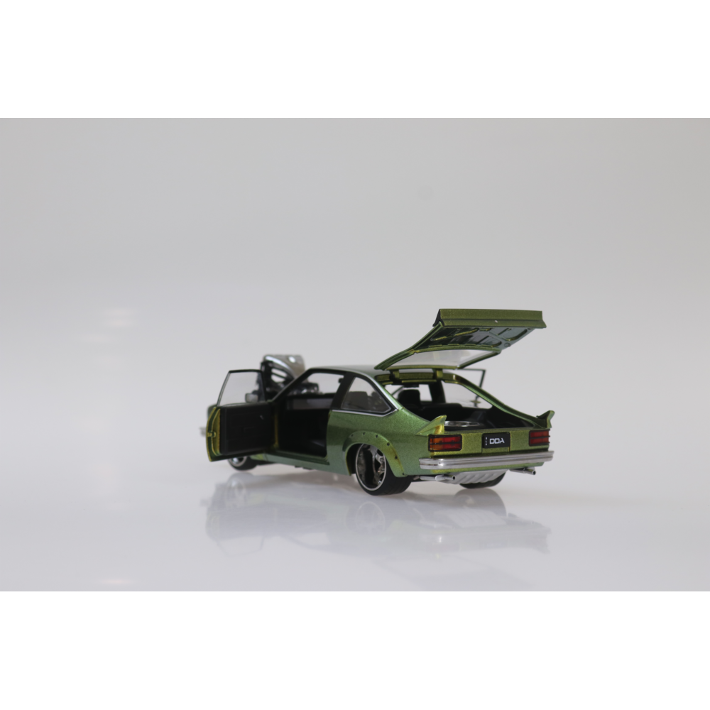 1:24 A9X Torana Supercharged Colour Shift w/ Flames