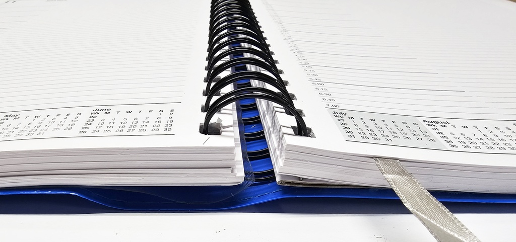 2026 Diary A5 Day-To-A-Page (DTP) Ainsley Wiro Blue - The Last Diary Company