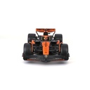 Bburago F1 with Helmet 1:24 2024 F-1 McLaren MCL38 #81 Piastri in Showcase