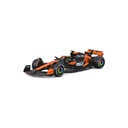 Bburago F1 with Helmet 1:43 2024 F-1 McLaren MCL 38 #4 Norris with Helmet