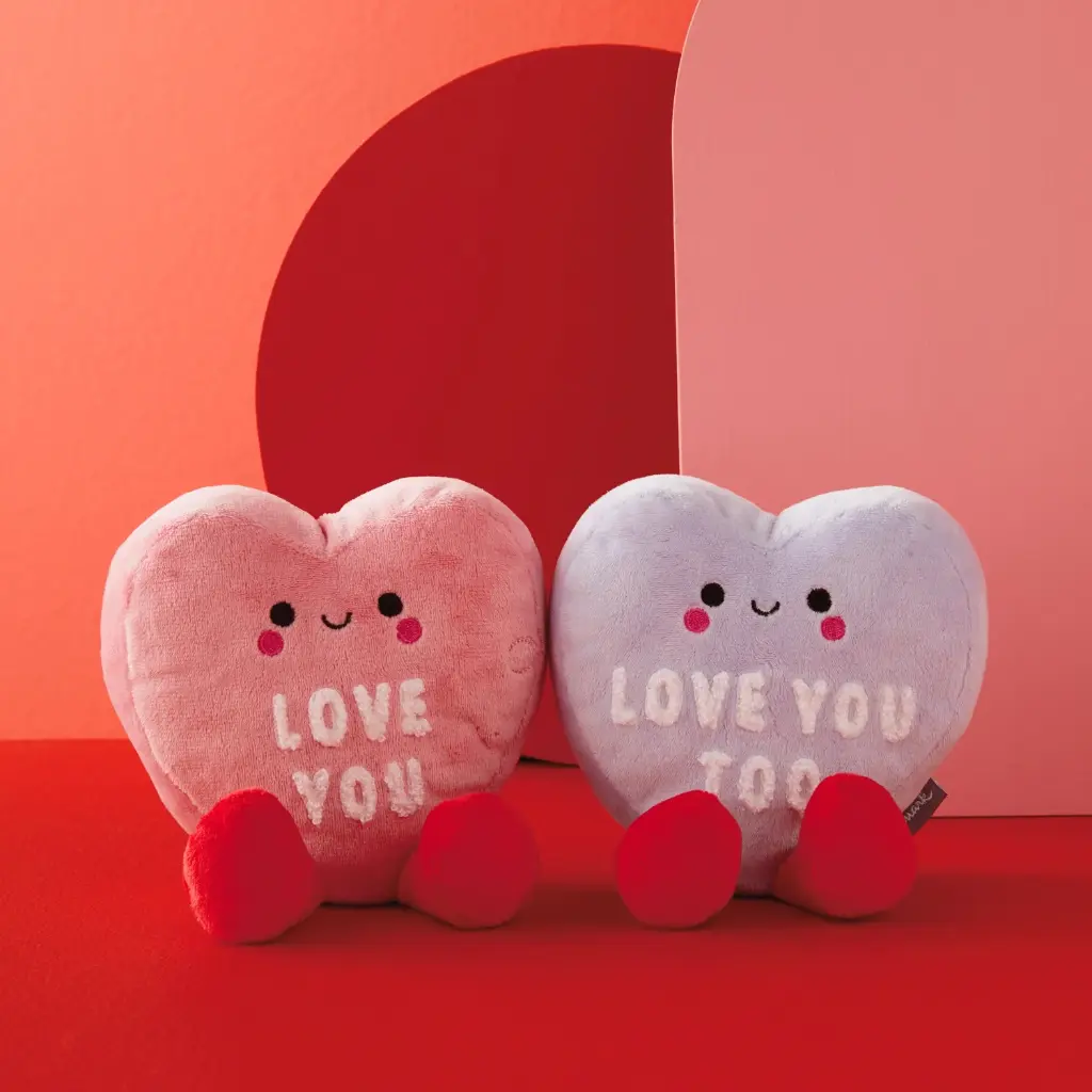 Hallmark Better Together Magnetic Plush - Conversation Hearts