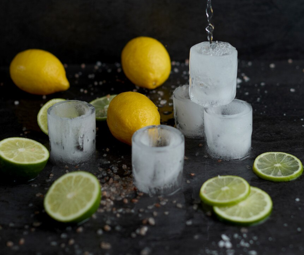 Ice Cube Shot Glass Mold - Gnetlemen's Hardware