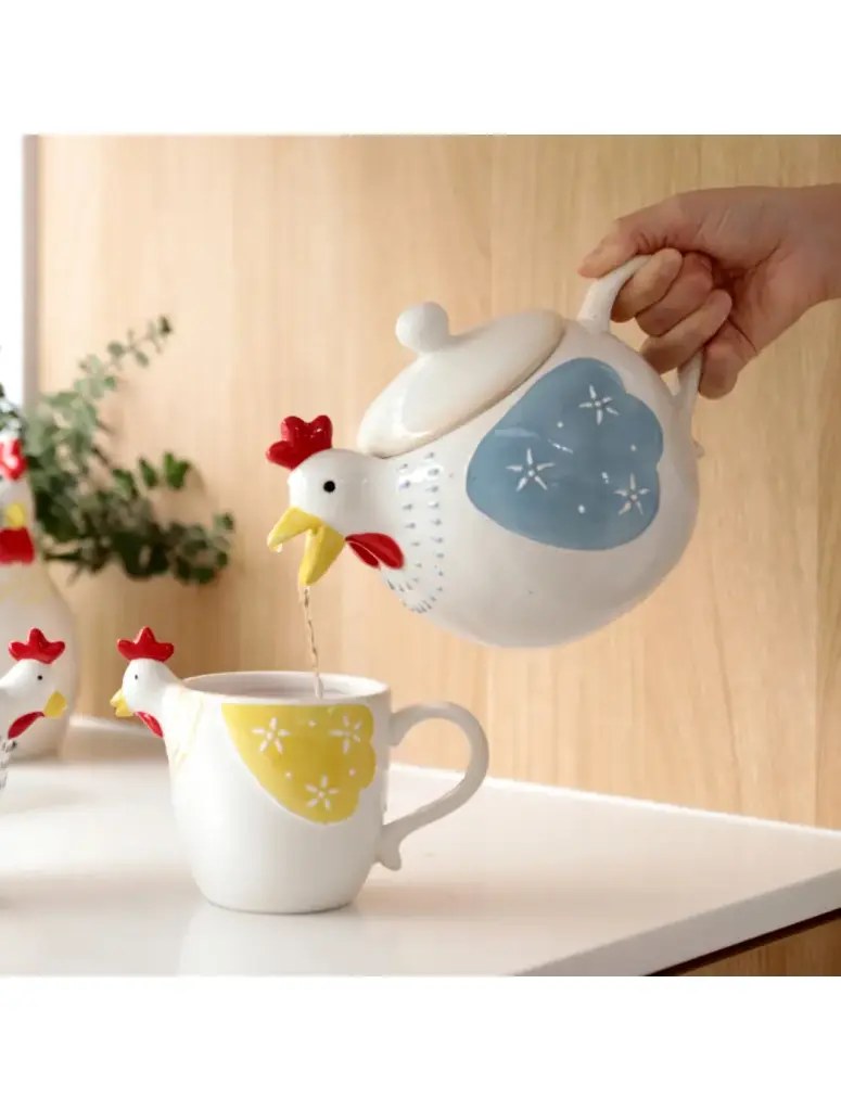 Henhouse Teapot