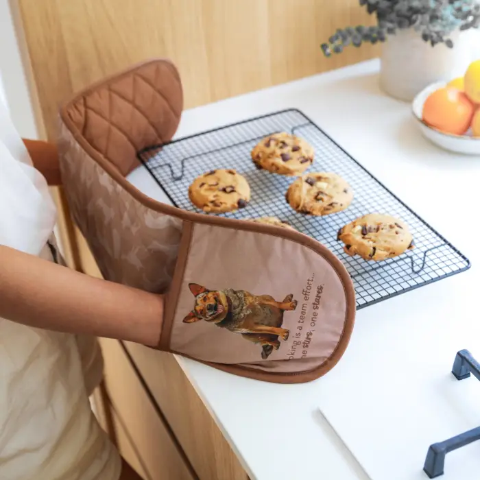 Cook's Companion Australian Cattle Dog Oven Mitt