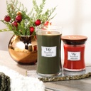 Crimson Berries Medium - Woodwick Candle