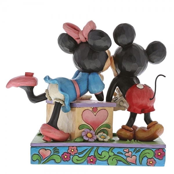 Disney-Traditions-Mickey-Mouse-&-Minnie-Mouse-Kissing-Booth-Figurine