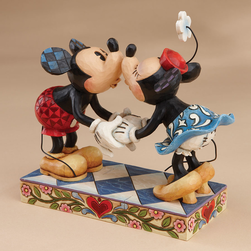 Jim Shore Disney Traditions Mickey & Minnie Kissing - Smooch For My Sweetie - 16.5cm/6.5"