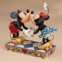 [4013989] Jim Shore Disney Traditions Mickey & Minnie Kissing - Smooch For My Sweetie - 16.5cm/6.5"