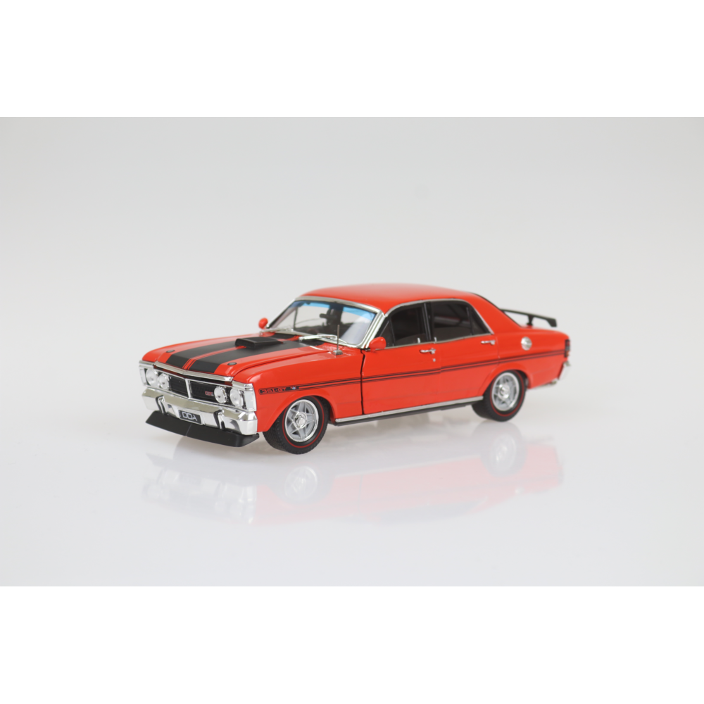 1:24 Vermillion Fire 1971 XY GTHO Ph3 - Diecast Model Collectible