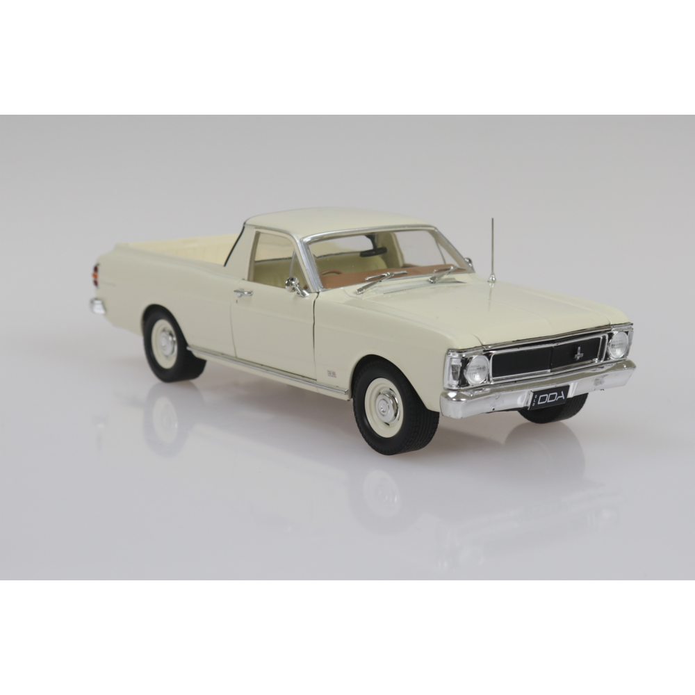 1:24 White XW Ford Falcon Ute 6 Cylinder - Diecast Model Collectible 